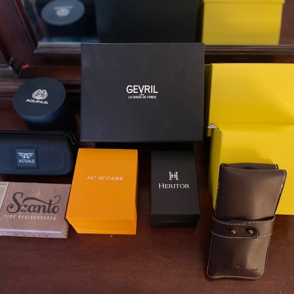 Gevril Pier 90 Automatic Watch - Picture 9 of 9